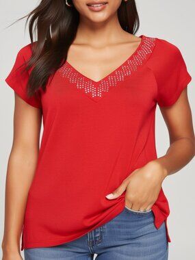 Westport 1962 Ladies red pullover w/studs soft knit V neck short sleeve